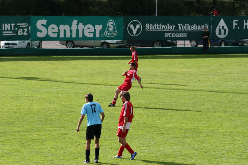 gal/Stadtturnier2007 - Spiel um Platz3 gegen Ahrntal/2007-08-12 SVR gg. SSV Ahrntal beim Stadtrurnier 145.jpg